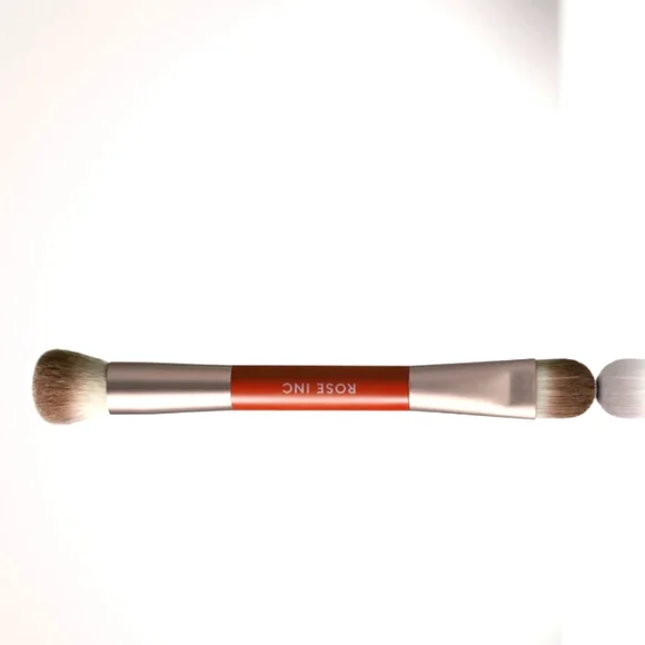 New unused, unopened Rose Inc dual ended concealer brush - Picture 2 of 2